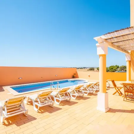 Habitate - Pool Fence & Heating Bars Villa *